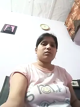 aliya-jaan71 online show from 10, 4, 2026
