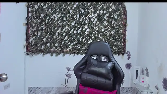 Luna021 1 online show from 17, 10, 2025