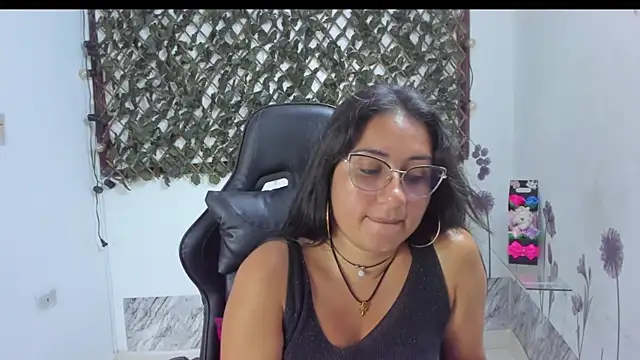 Luna021 1 online show from 7, 11, 2025