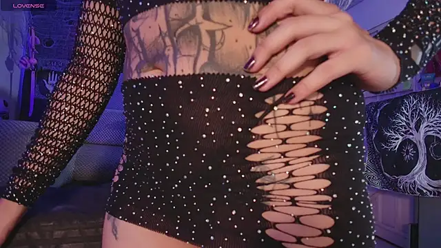 agathaaiko6 online show from 24, 4, 2026