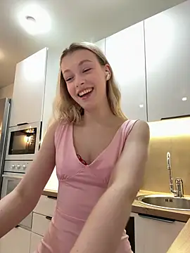 FriendlyFire 18 online show from 25, 4, 2026