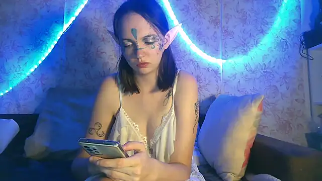 Snapshot of MaitresseMermaid chatting on 23, 7, 2026 MaitresseMermaid online show from 23, 7, 2026