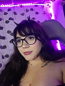 MegXo online show from 11, 3, 2026