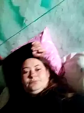 Snapshot of Flacara100 chatting on 25, 10, 2025 Flacara100 online show from 25, 10, 2025