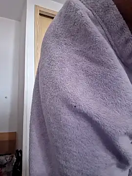 Lauraxxsteen online show from 6, 11, 2025