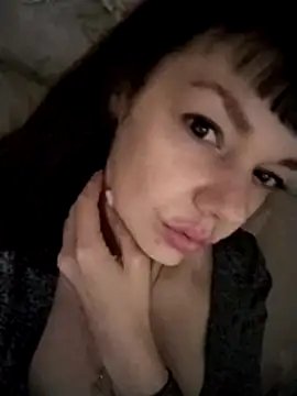 AliceSwan1122 online show from 19, 6, 2026