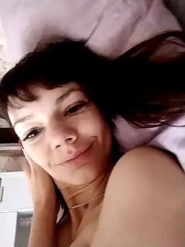 AliceSwan1122 online show from 14, 7, 2026