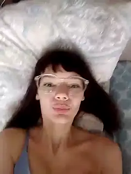 AliceSwan1122 online show from 25, 7, 2026