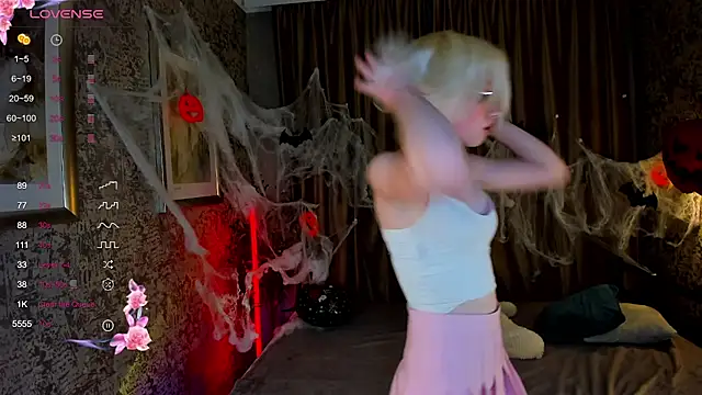 AlettaEve online show from 17, 10, 2025