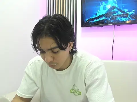 toji luxxer online show from 25, 9, 2025