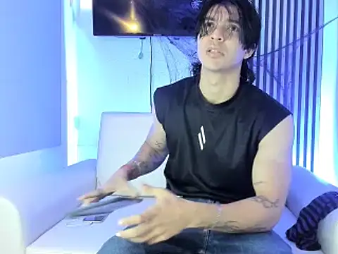 toji luxxer online show from 27, 10, 2025