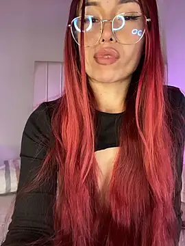 Abbi Gomez online show from 10, 11, 2025