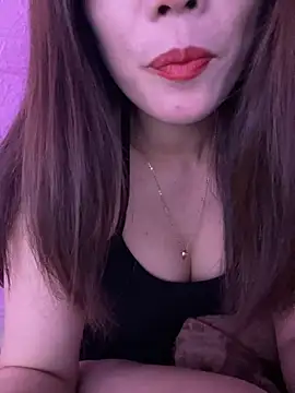 Moon pusy online show from 14, 1, 2026