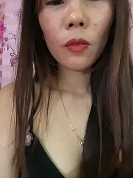 Moon pusy online show from 12, 6, 2026