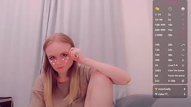 Snapshot of AliceNya_cute chatting on 7, 7, 2026 AliceNya cute online show from 7, 7, 2026