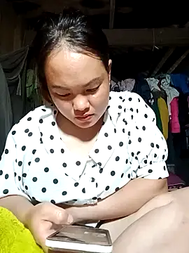 emilyzz online show from 23, 4, 2026