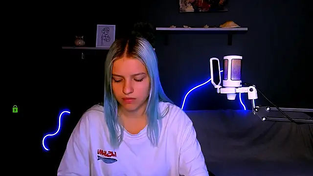 kaela spell  online show from 16, 9, 2025