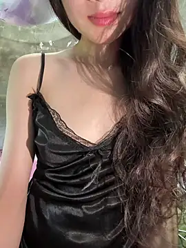 Snapshot of Bella_sexy98 chatting on 20, 5, 2026 Bella sexy98 online show from 20, 5, 2026