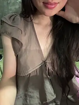 Snapshot of Bella_sexy98 chatting on 4, 6, 2026 Bella sexy98 online show from 4, 6, 2026