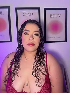 Snapshot of krisstenSantos chatting on 12, 6, 2026 krisstenSantos online show from 12, 6, 2026
