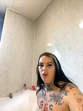 Snapshot of DIRTY_PAISLEY_X chatting on 18, 9, 2025 DIRTY PAISLEY X online show from 18, 9, 2025