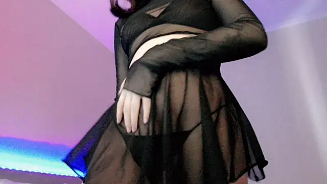 Snapshot of Dazzl1ngFire chatting on 2, 11, 2025 Dazzl1ngFire online show from 2, 11, 2025