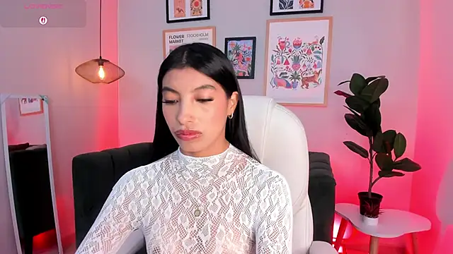 Tiffany Low online show from 26, 6, 2026
