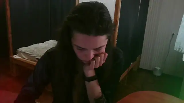 Snapshot of EthelsLover chatting on 11, 5, 2026 EthelsLover online show from 11, 5, 2026