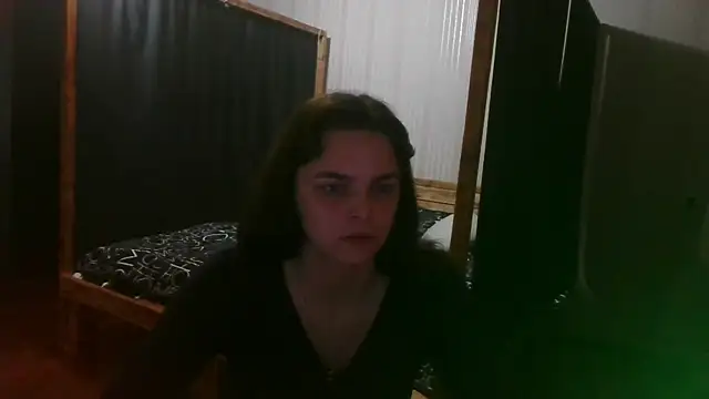 Snapshot of EthelsLover chatting on 1, 6, 2026 EthelsLover online show from 1, 6, 2026