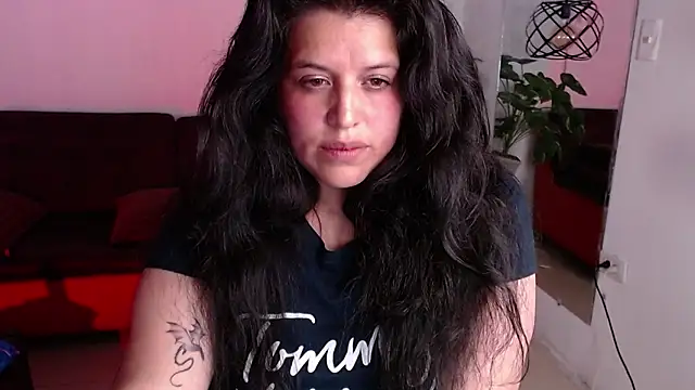 Andrea secret  online show from 16, 9, 2025