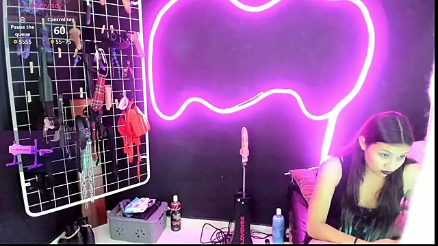 Snapshot of Mistress_Megan_BDSM chatting on 28, 10, 2025 Mistress Megan BDSM online show from 28, 10, 2025