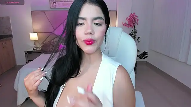 Mila blaze online show from 28, 11, 2025