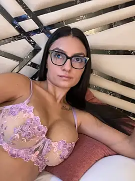 MiaKane99 online show from 23, 4, 2026