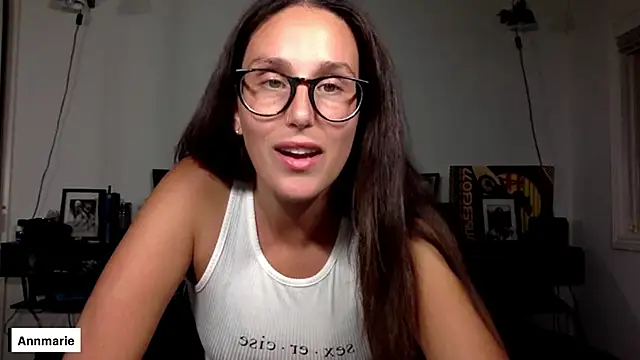 Snapshot of annmarieferrara chatting on 24, 9, 2025 annmarieferrara online show from 24, 9, 2025