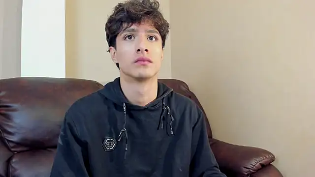 Snapshot of Xam_Collen chatting on 10, 11, 2025 Xam Collen online show from 10, 11, 2025