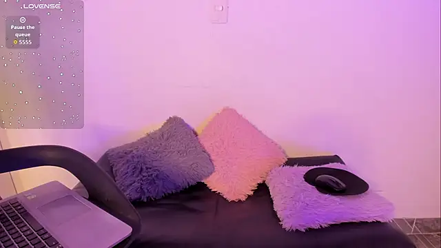 Cristina joy online show from 28, 4, 2026