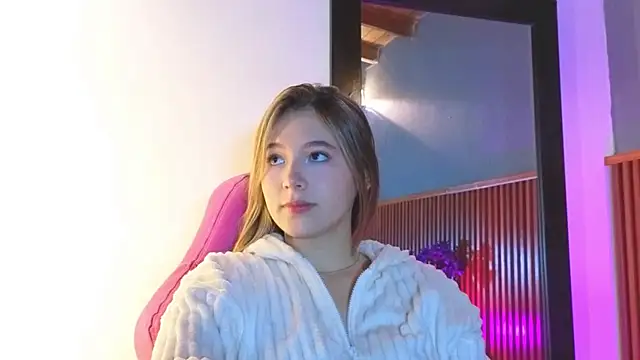 VictoriaSpark online show from 24, 11, 2025