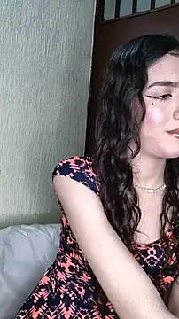 Snapshot of Emily-hottson chatting on 15, 11, 2025 Emily-hottson online show from 15, 11, 2025