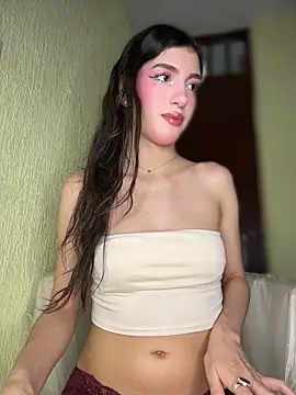 Emily-hottson online show from 30, 6, 2026