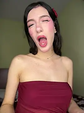Emily-hottson online show from 12, 7, 2026