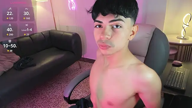 Snapshot of Peter_chase chatting on 14, 11, 2025 Peter chase online show from 14, 11, 2025