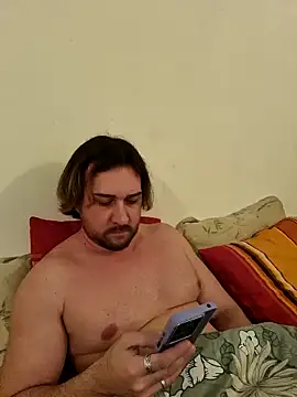 Snapshot of BunnyAndZek chatting on 22, 10, 2025 BunnyAndZek online show from 22, 10, 2025