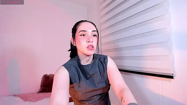 SarahCastillo  online show from 2, 2, 2026