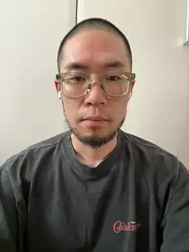 Snapshot of koeanboy11 chatting on 16, 9, 2025 koeanboy11 online show from 16, 9, 2025