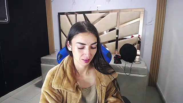 Maily a  online show from 18, 12, 2025