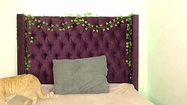 KaMila M00N online show from 27, 4, 2026