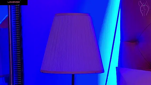 CoraVex online show from 23, 9, 2025