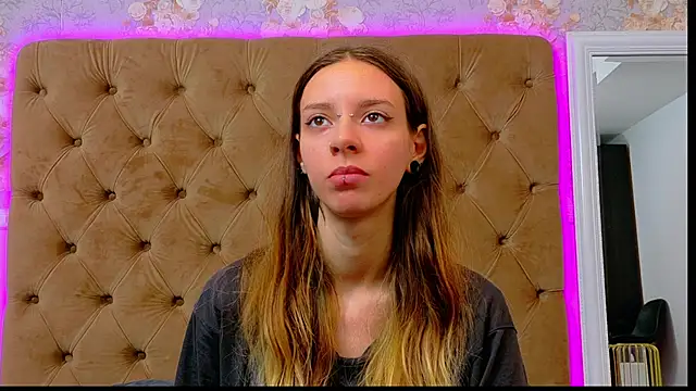CoraVex online show from 12, 6, 2026