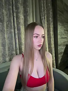 MissOyee online show from 28, 2, 2026