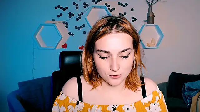 Snapshot of casey_meow_ chatting on 17, 10, 2025 casey meow online show from 17, 10, 2025